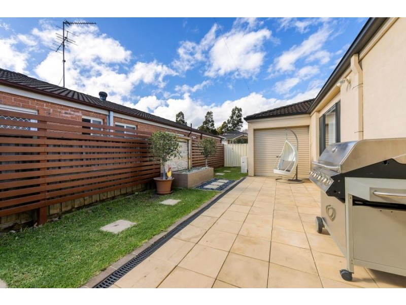 6 Spoonbill Way, Mount Annan NSW 2567