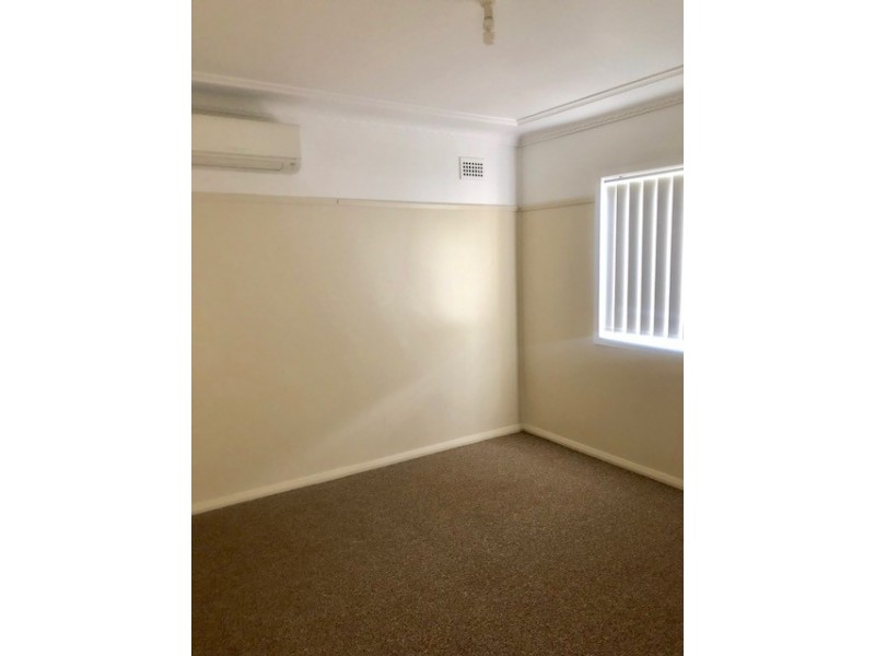 1/30 Lerida Avenue, Camden NSW 2570