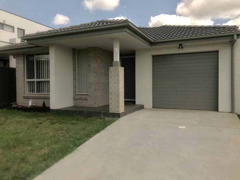3 Lorikeet Circuit, Gregory Hills NSW 2557
