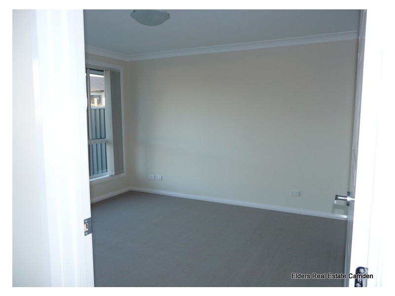 3 Lorikeet Circuit, Gregory Hills NSW 2557