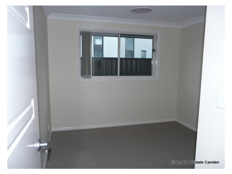 3 Lorikeet Circuit, Gregory Hills NSW 2557