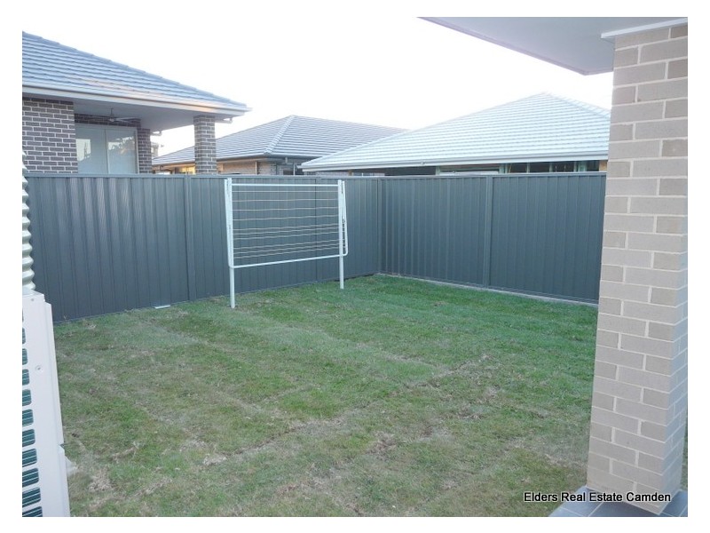 3 Lorikeet Circuit, Gregory Hills NSW 2557