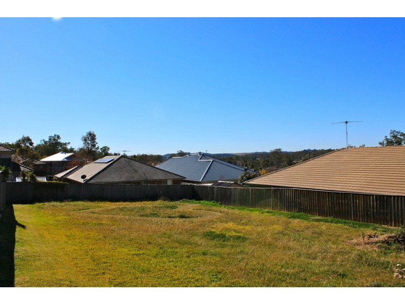 19 Warner Street, Camden Park NSW 2570