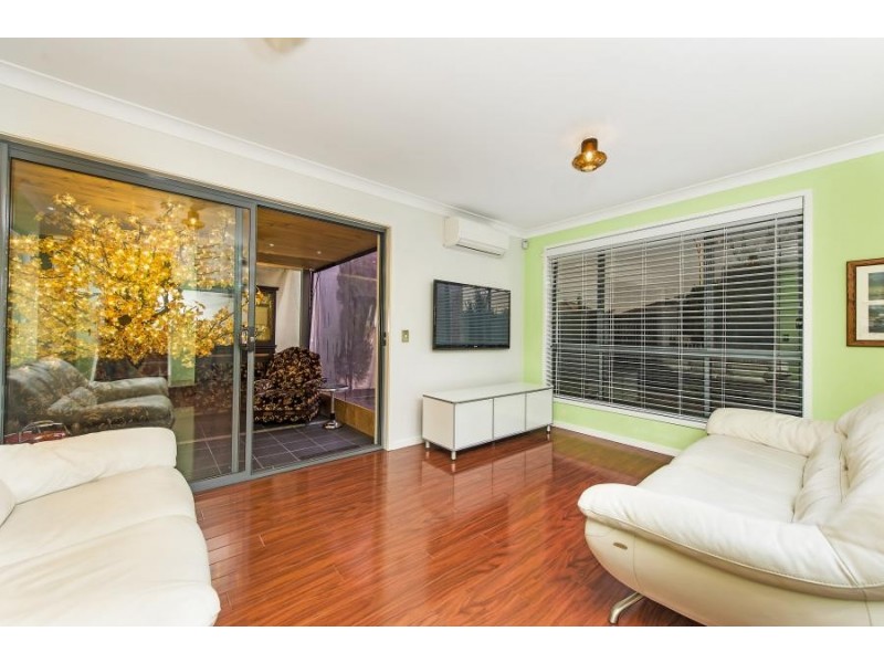 114 Minorca Circuit, Spring Farm NSW 2570