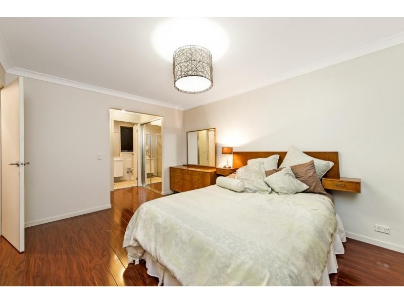 114 Minorca Circuit, Spring Farm NSW 2570