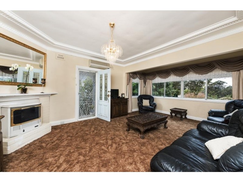 31 Alpha Road, Camden NSW 2570