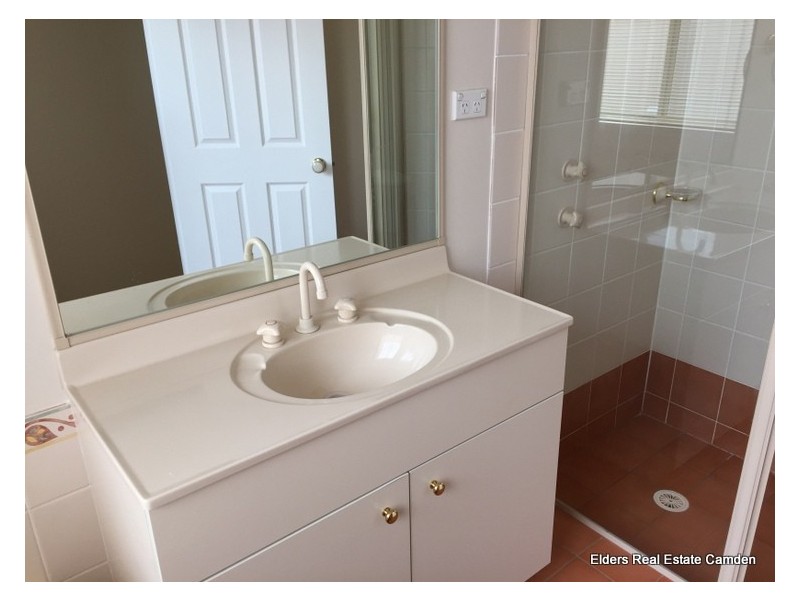 54 Fullerton Circuit, St Helens Park NSW 2560