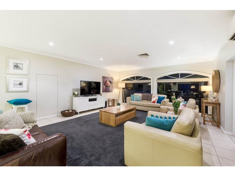 12 Taynish Avenue, Camden South NSW 2570