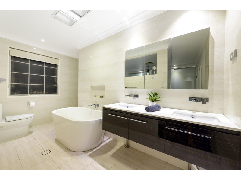 12 Taynish Avenue, Camden South NSW 2570