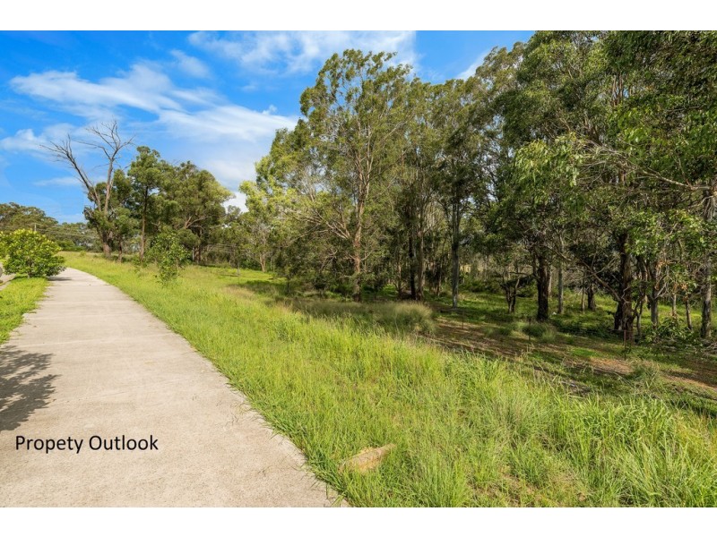 60 Hampshire Boulevard, Spring Farm NSW 2570