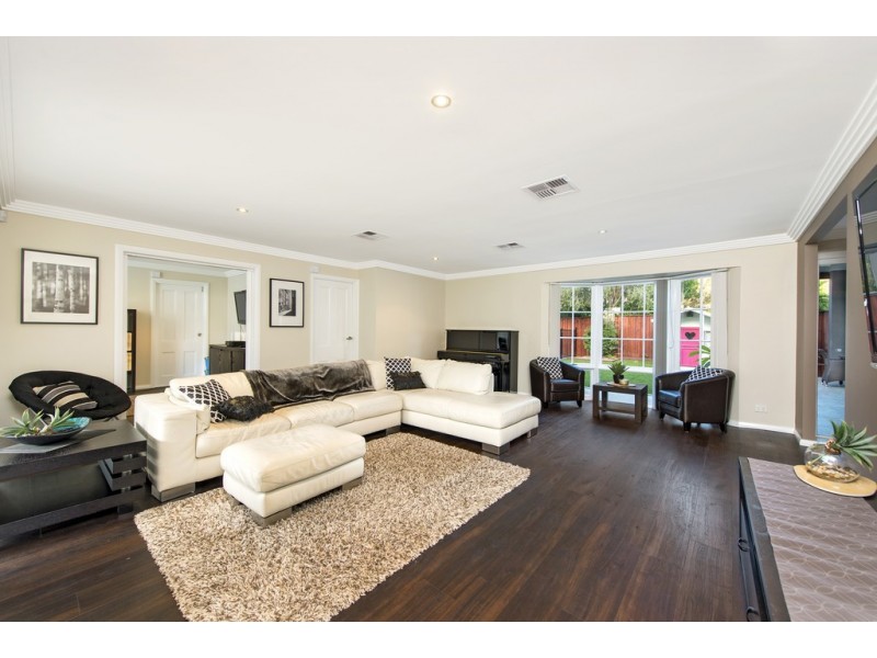 24 Smart Avenue, Camden South NSW 2570