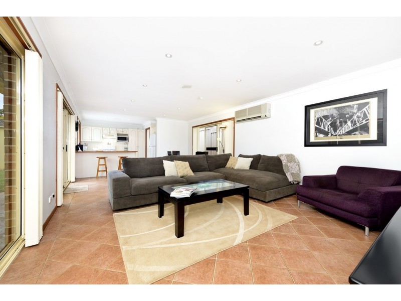 8B Veness Circuit, Narellan Vale NSW 2567