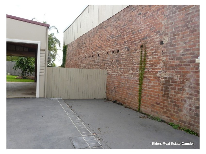 6 Alpha Road, Camden NSW 2570