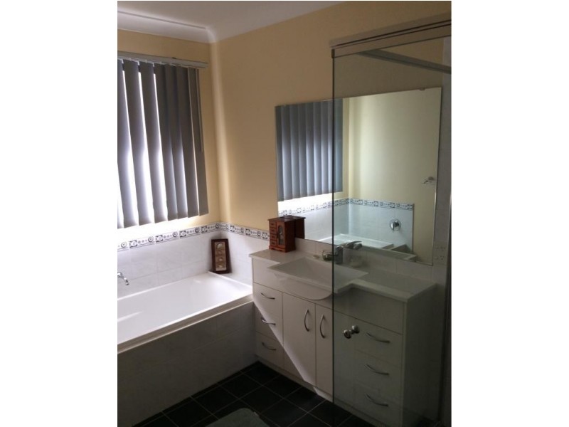 5 Preston Avenue, Elderslie NSW 2570