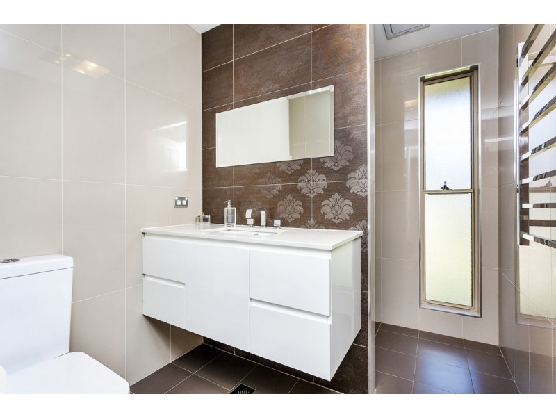 3 CLINTON DRIVE, Narellan NSW 2567
