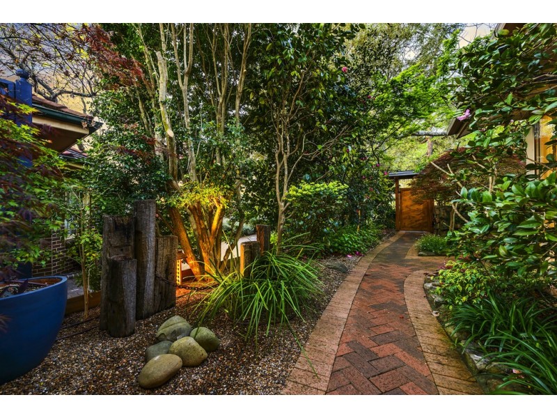 10 ACORN GROVE, Elderslie NSW 2570