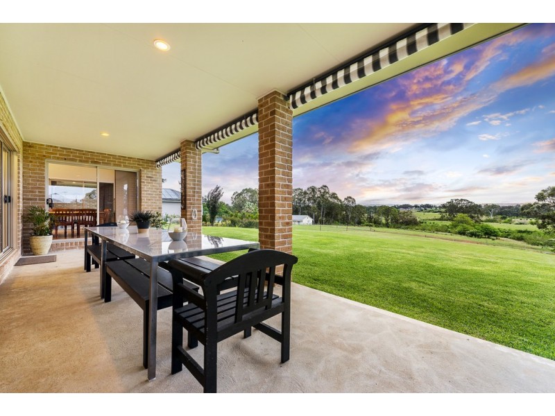 45 SUNNYSIDE DRIVE, Ellis Lane NSW 2570