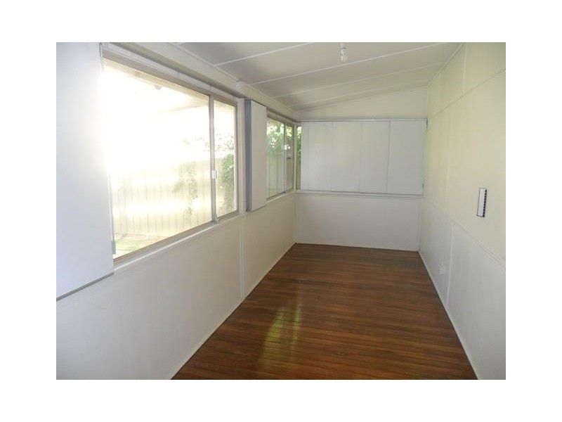 34 BURNS ROAD, Leumeah NSW 2560