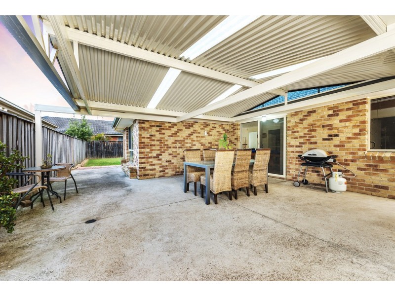 16 LAKESIDE STREET, Currans Hill NSW 2567