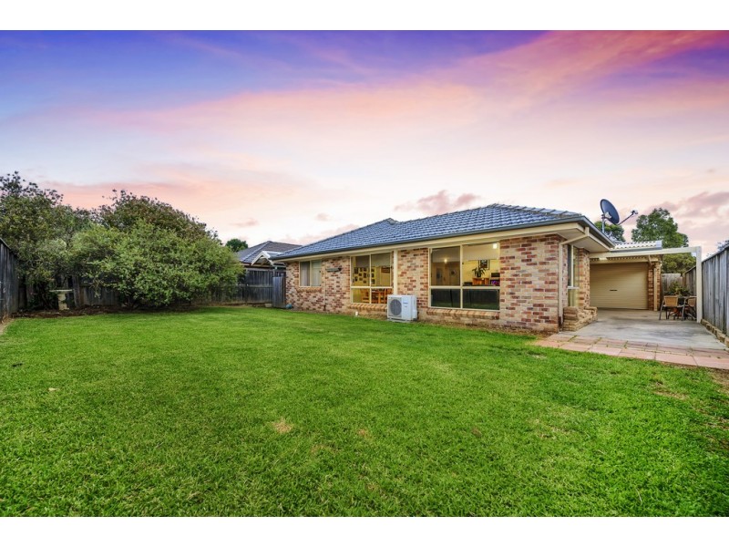 16 LAKESIDE STREET, Currans Hill NSW 2567