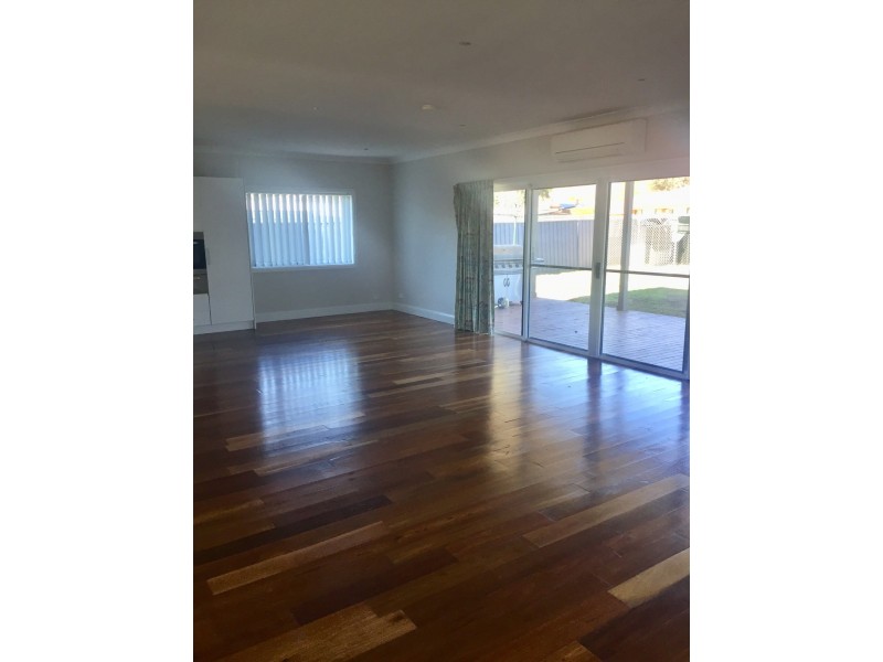 125 BURRAGORANG ROAD, Mount Hunter NSW 2570