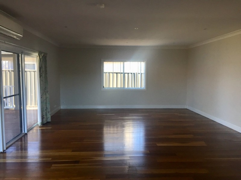 125 BURRAGORANG ROAD, Mount Hunter NSW 2570