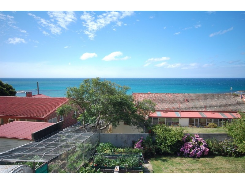 16 Bay Street, Parklands TAS 7320