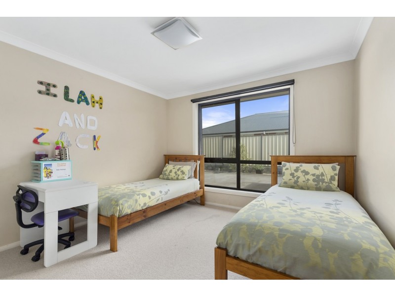 78 Cardigan Street, Somerset TAS 7322