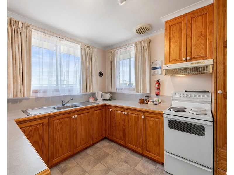 1/27 Mooreville Road, Park Grove TAS 7320