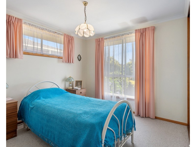 1/27 Mooreville Road, Park Grove TAS 7320