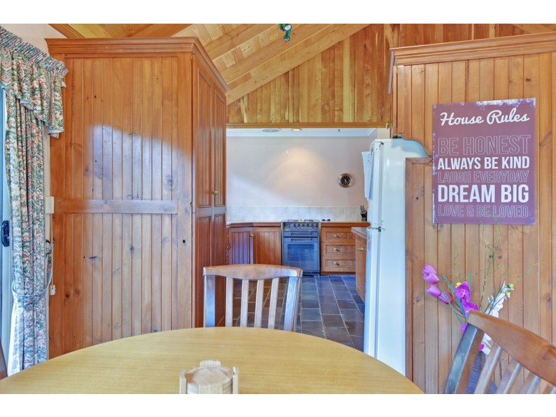 19 Old Cam Road, Somerset TAS 7322