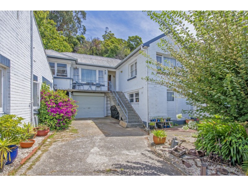 2/4 Hodgman Street, Burnie TAS 7320