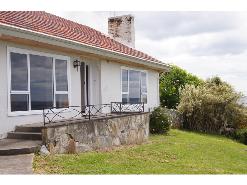 10 Frederick Street, Ocean Vista TAS 7320