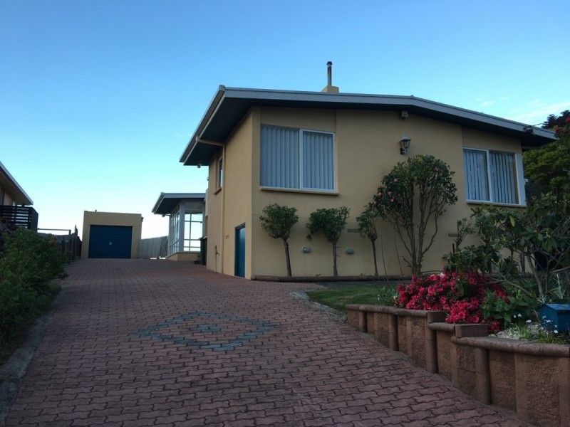 6 FUTUNA AVENUE, Park Grove TAS 7320