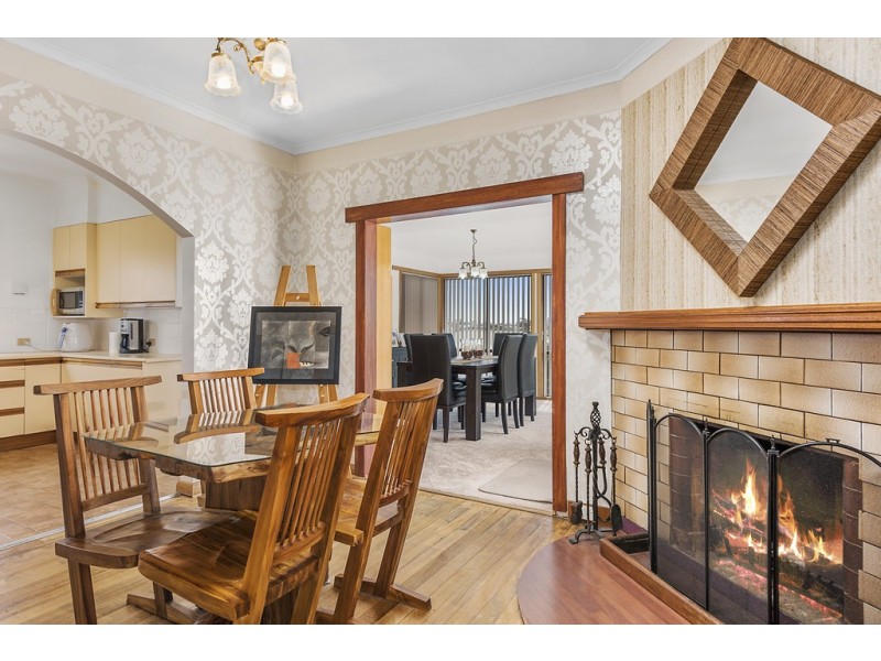 2 Linton Street, Upper Burnie TAS 7320