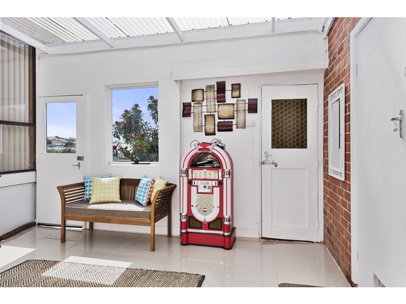 2 Linton Street, Upper Burnie TAS 7320