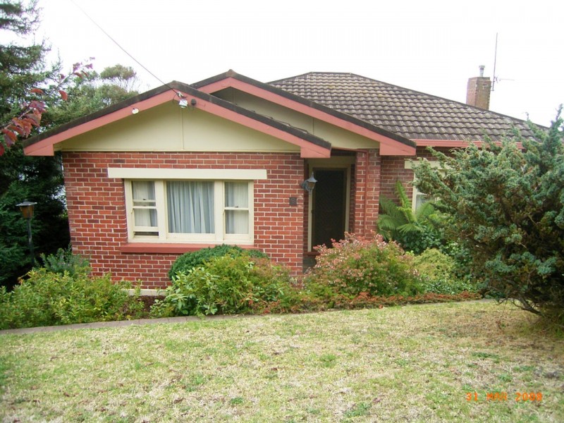 6 Bay Street, Parklands TAS 7320