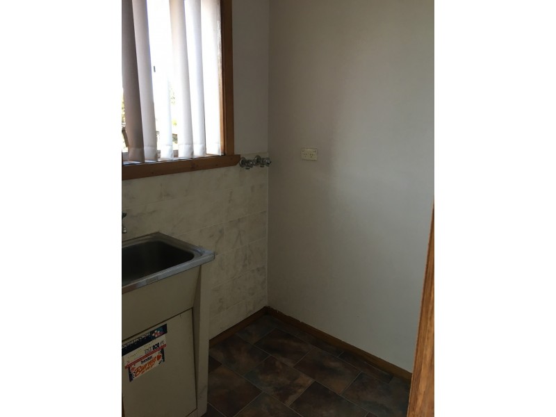 2/ 9 Turnbull Avenue, Upper Burnie TAS 7320