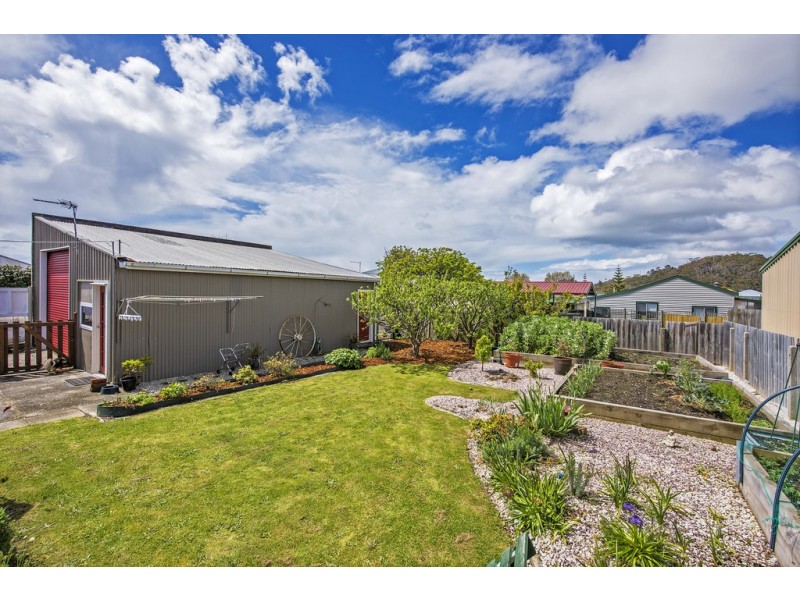 30 Falmouth Street, Somerset TAS 7322