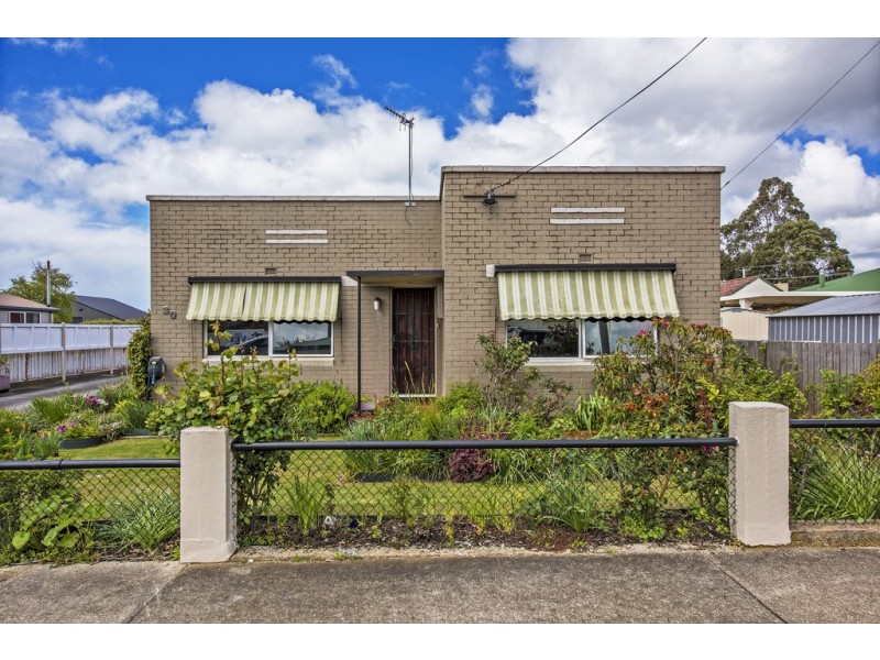 30 Falmouth Street, Somerset TAS 7322