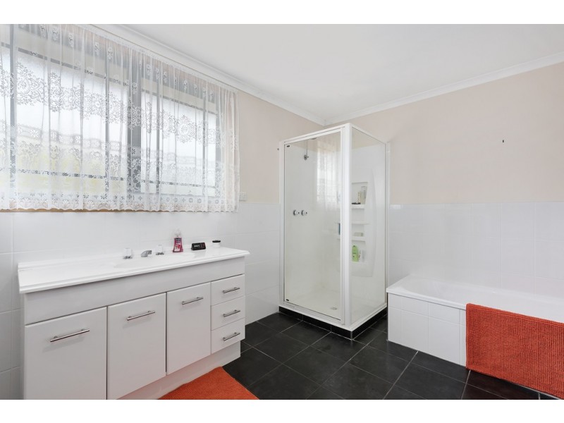 83 Manuka Drive, Romaine TAS 7320