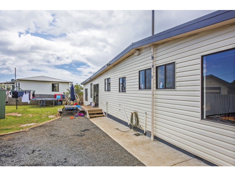 2 Kent Avenue, Acton TAS 7320