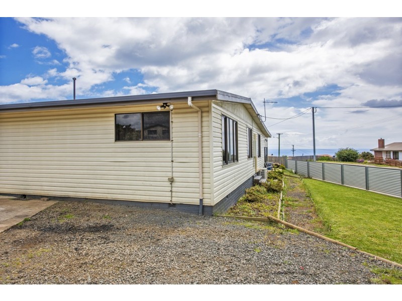 2 Kent Avenue, Acton TAS 7320