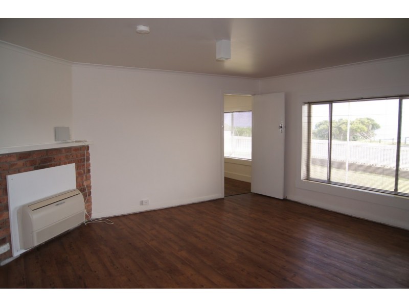 2 Falmouth Street, Somerset TAS 7322