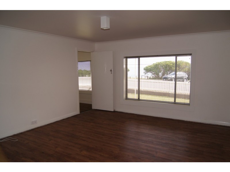 2 Falmouth Street, Somerset TAS 7322