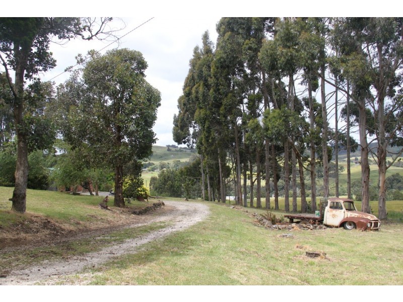 19 Lowries Road, Oldina TAS 7325