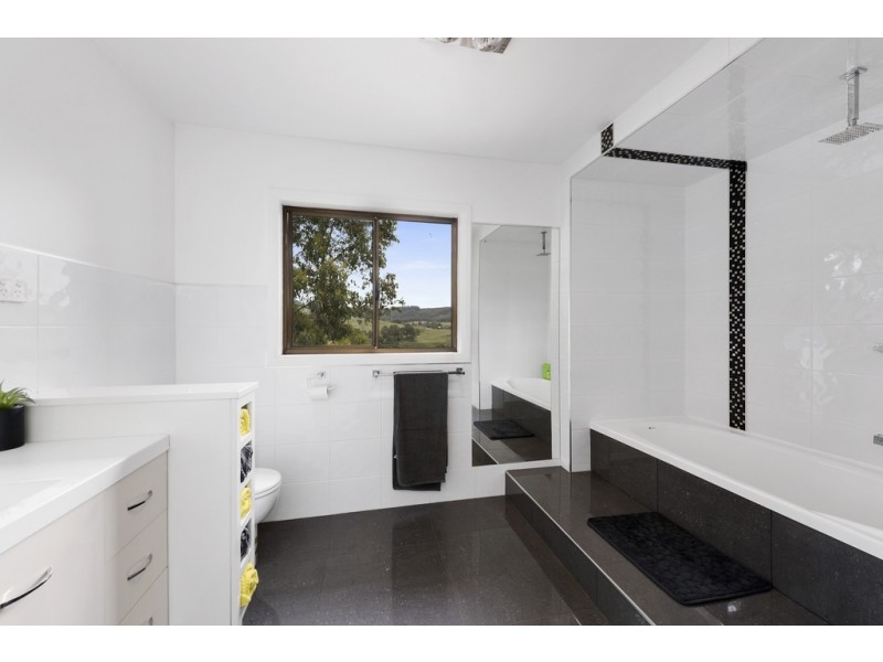 19 Lowries Road, Oldina TAS 7325
