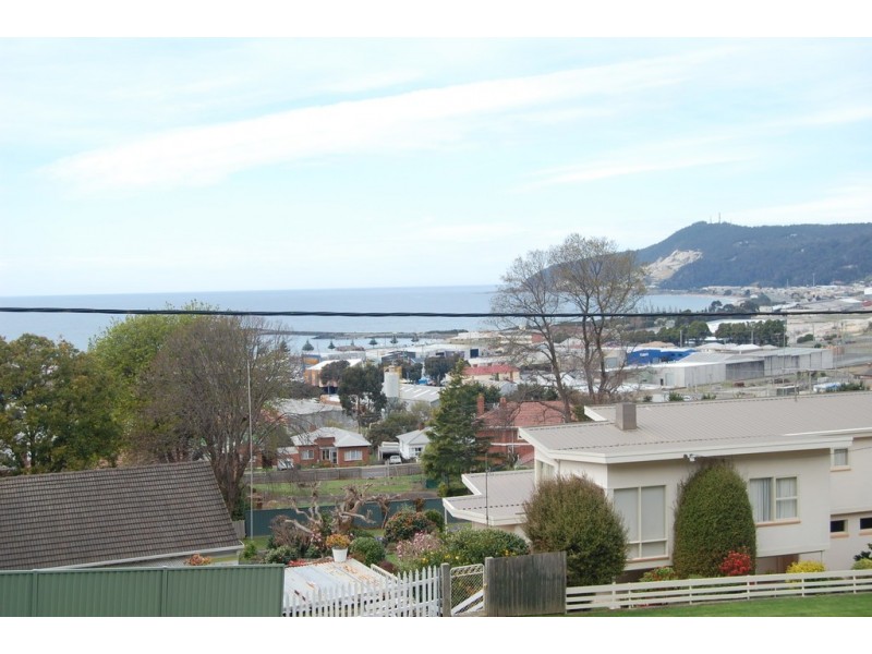 42 Wyatt Crescent, South Burnie TAS 7320
