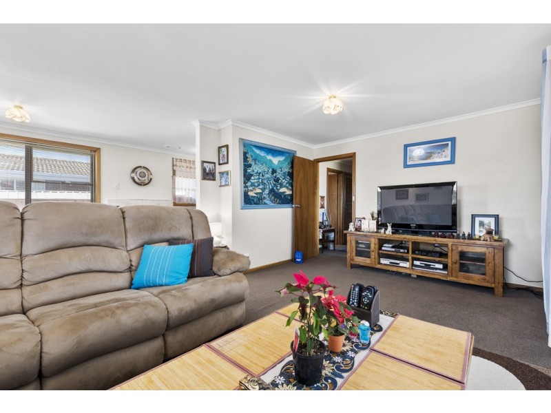 1 Adelong Place, Ulverstone TAS 7315