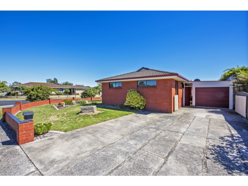1 Adelong Place, Ulverstone TAS 7315